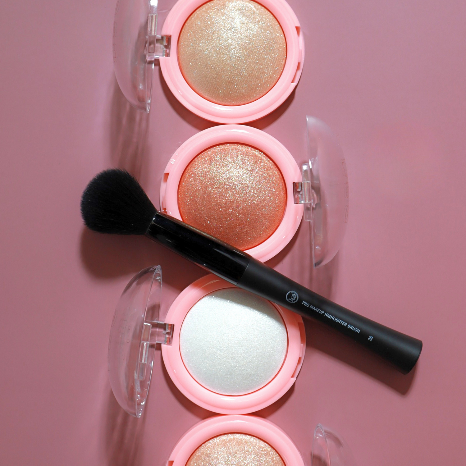 BR36 Highlighter Brush