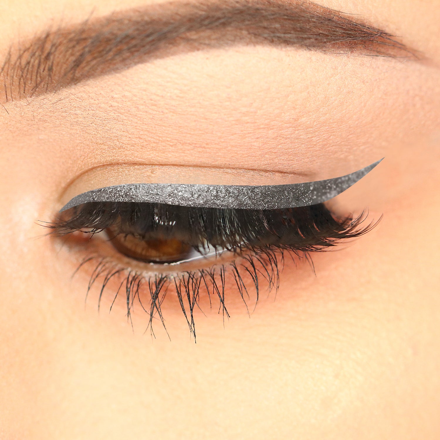 DELINEADOR LÍQUIDO ROCK N' GLITZ DIAMOND DAZZLE