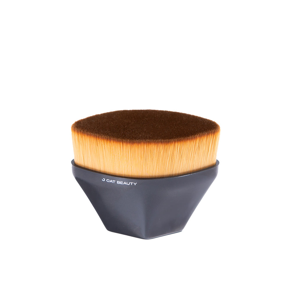 BR63 Luxe Foundation Brush
