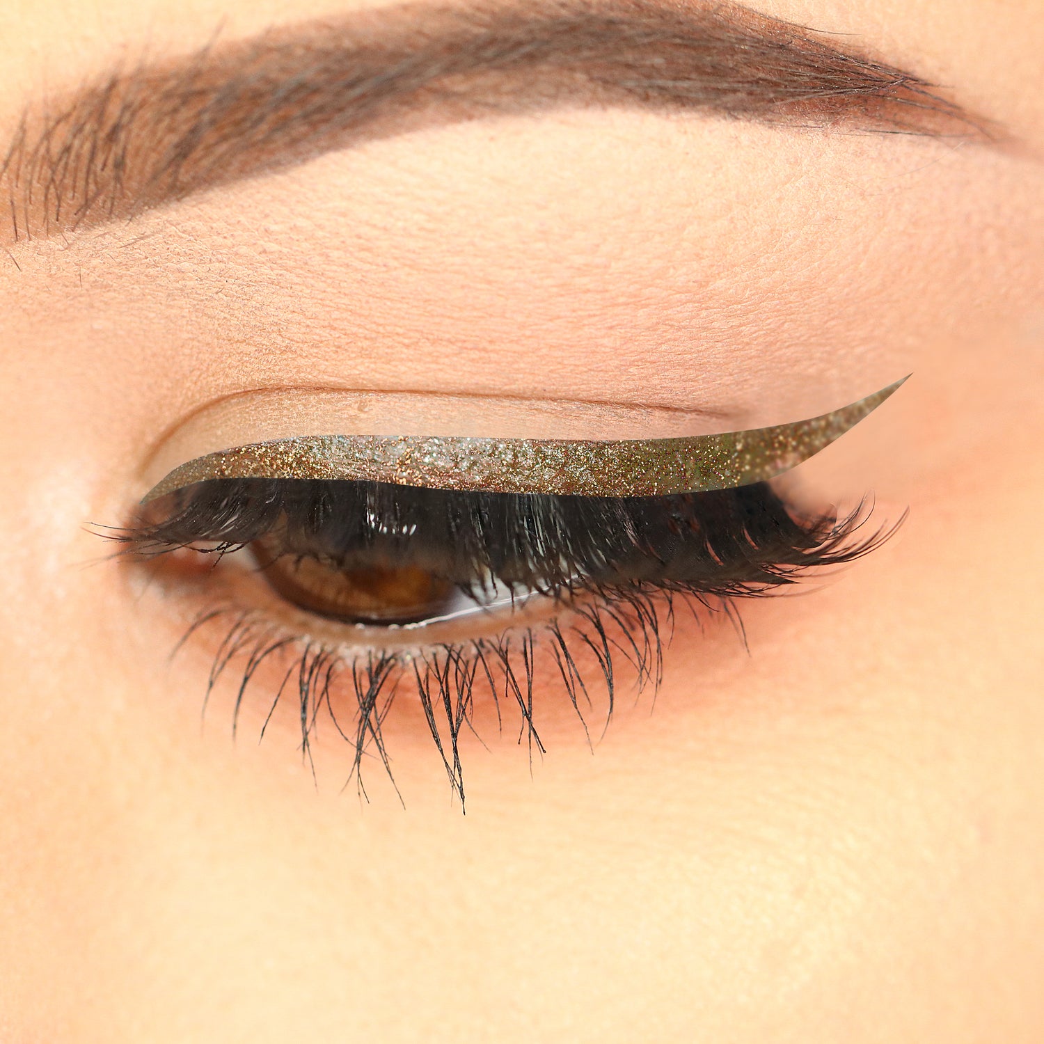 DELINEADOR LÍQUIDO ROCK N' GLITZ DIAMOND DAZZLE